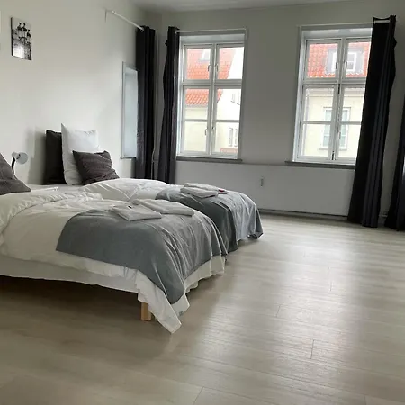 Big With 2 Bedrooms In *